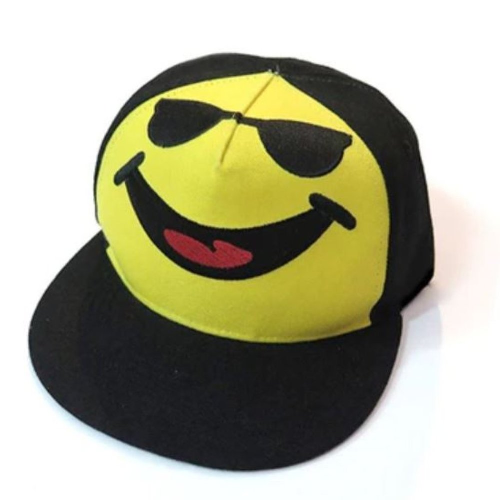 NWT Marco Marco Smiling Sunglasses Emoji Cap